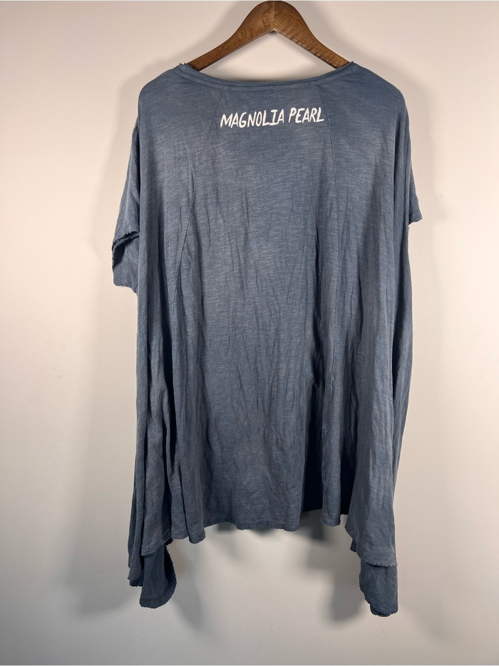 Magnolia Pearl Jett Tee Ozzy Blue Gray Oversized Tunic One Size Boho Artsy - Picture 2 of 9